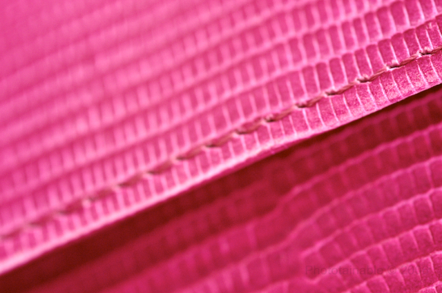 20060712225044_pink.jpg